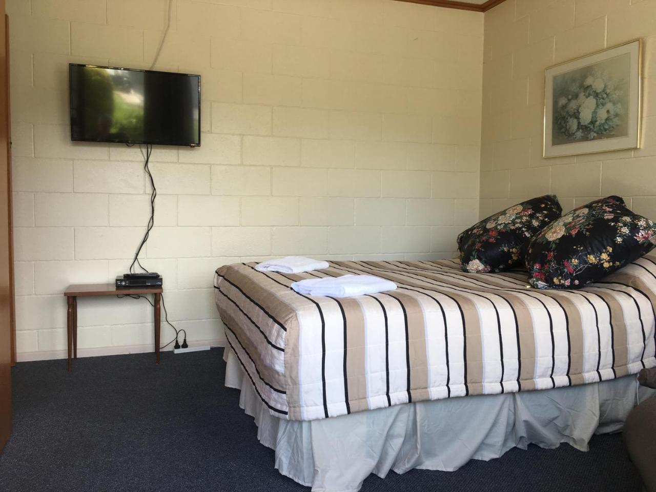 أومارا Alma Motel المظهر الخارجي الصورة